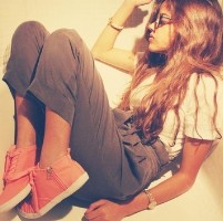 ����ֻ��һ����ʽ_�ɰ�Ư���ĸ���Ů��QQͷ��