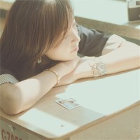 阳光快乐的女生qq头像_聆听这音乐世界