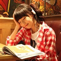 阳光快乐的女生qq头像_聆听这音乐世界