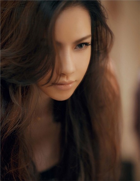 Ҳ�����ֽ�ֶ�˭����_���޸���ŷ�����Ů��QQ�ռ�ͼƬ�ز�
