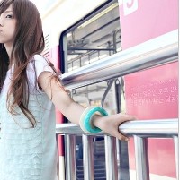 �ܻ���Ϊ�����Ҳ���̫Զ_�����˸�Ů��QQͷ��