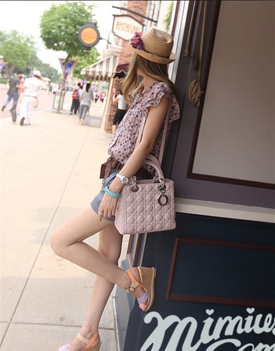 ˼���𽥱��Ϳ�_����ʱ��Ů������QQ�ռ�ͼƬ