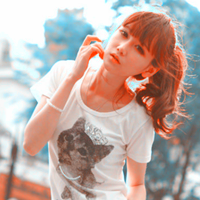 ����һ��ӵ��_ʱ�������ķ�����Ů��ͷ��