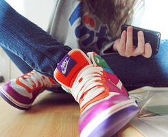 ��ȥ���Ҳ���Ҫ_2011qqŮ��ͷ�����