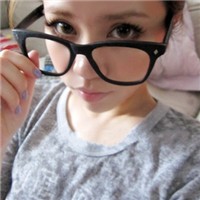 һ���������Ҹ�_�˸������Ů��qqͷ��