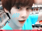 ����ɫ����ͷ��һ��һ�� ��Ѹ���˵���컨��