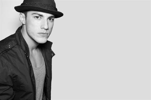 Tyler����Michael Trevino
