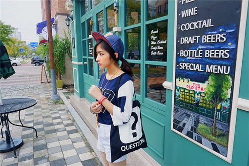 ��첻���ֵ����ƿ�����һ��
