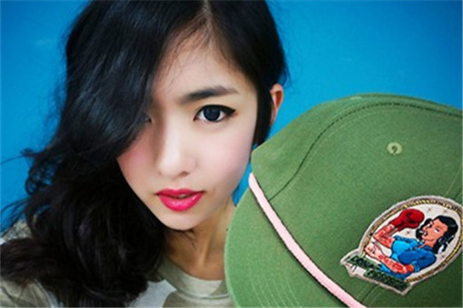 ��첻���ֵ����ƿ�����һ��