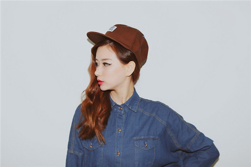 ��첻���ֵ����ƿ�����һ��