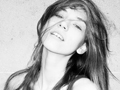 �ڰ�ͼƬ�˸�Ů�� ��ʼ��˵��ϲ��õ��ȴ����Ϊ��������ָ